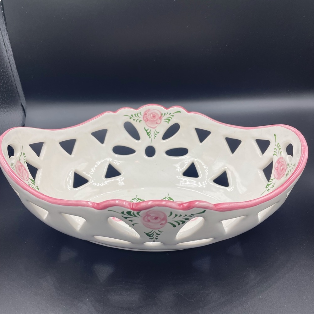VTG Vestal made in Portugal Reticulated Lattice ceramic bread basket bowl